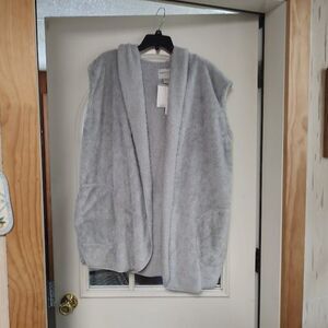 New Sabrina Lauren Silver Sherpa Sleeveless Lightweight Open Front Jacket Size L